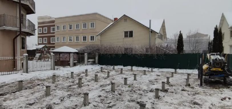 Фундамент на забивных ЖБ сваях